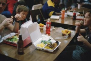 Kinder, Eltern Fast Food