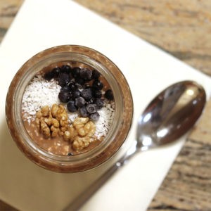 Overnight Oats, Löffel, Glas, Frühstück