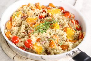 Quinoa eignet sich gut als Alternative zu Reis und Nudeln.