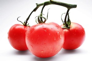 Tomaten sind sehr vielseitig einsetzbar, schmecken lecker und sind gesund.