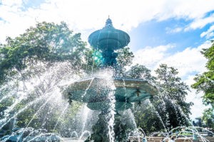 Die Entscheidung liegt bei dir: Mineralwasser, Leitungswasser oder doch Quellwasser?